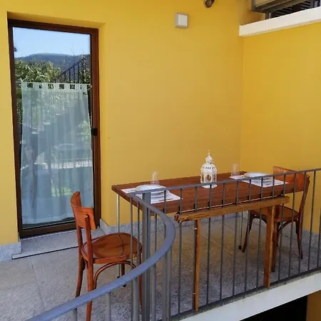 Casa Vecchia, Ma Moderna Semesterbostad *